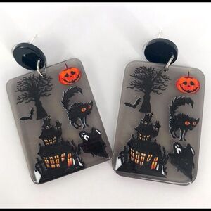 NWOT Large Acrylic Halloween Earrings